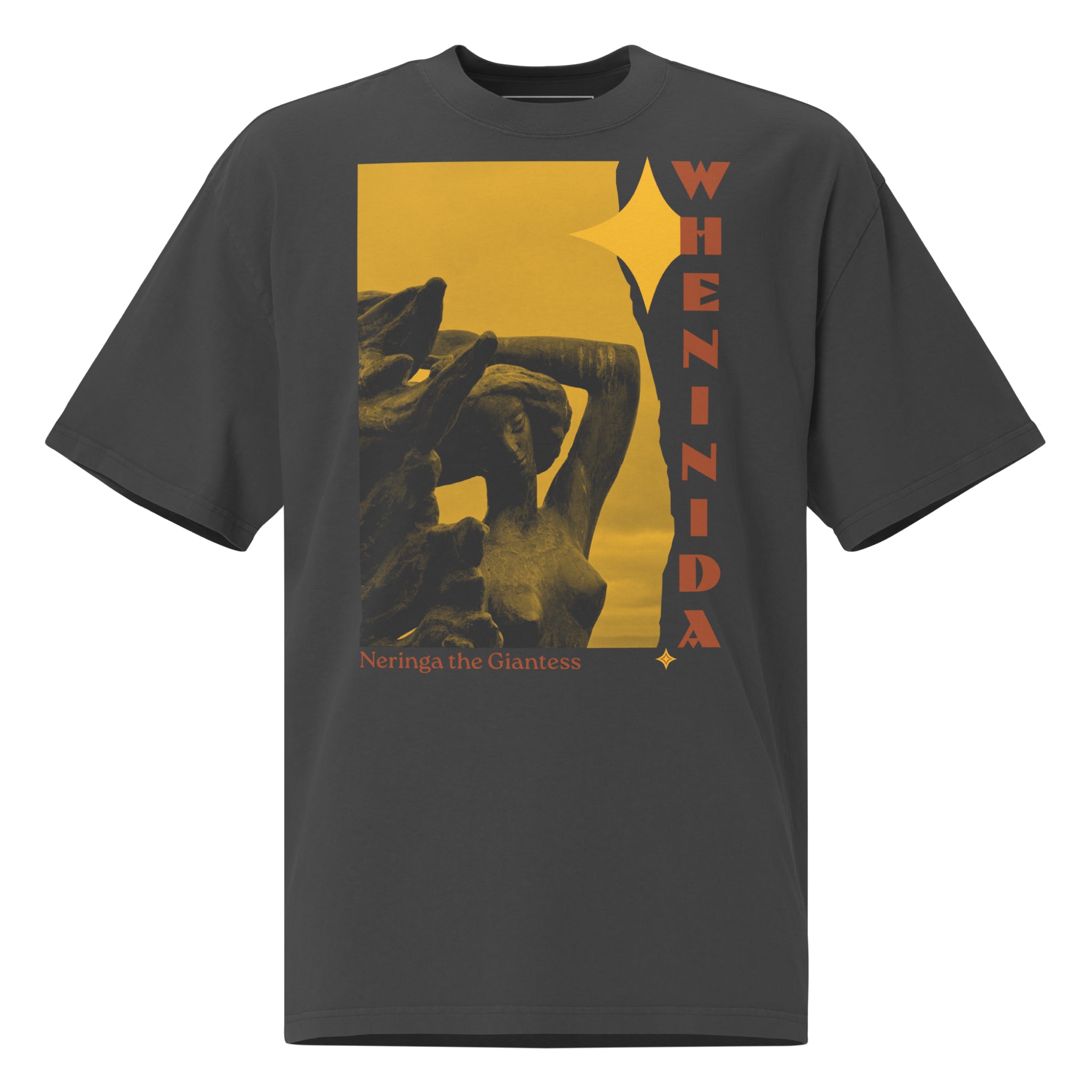 Neringa the Giantess | T-Shirt | wheninida